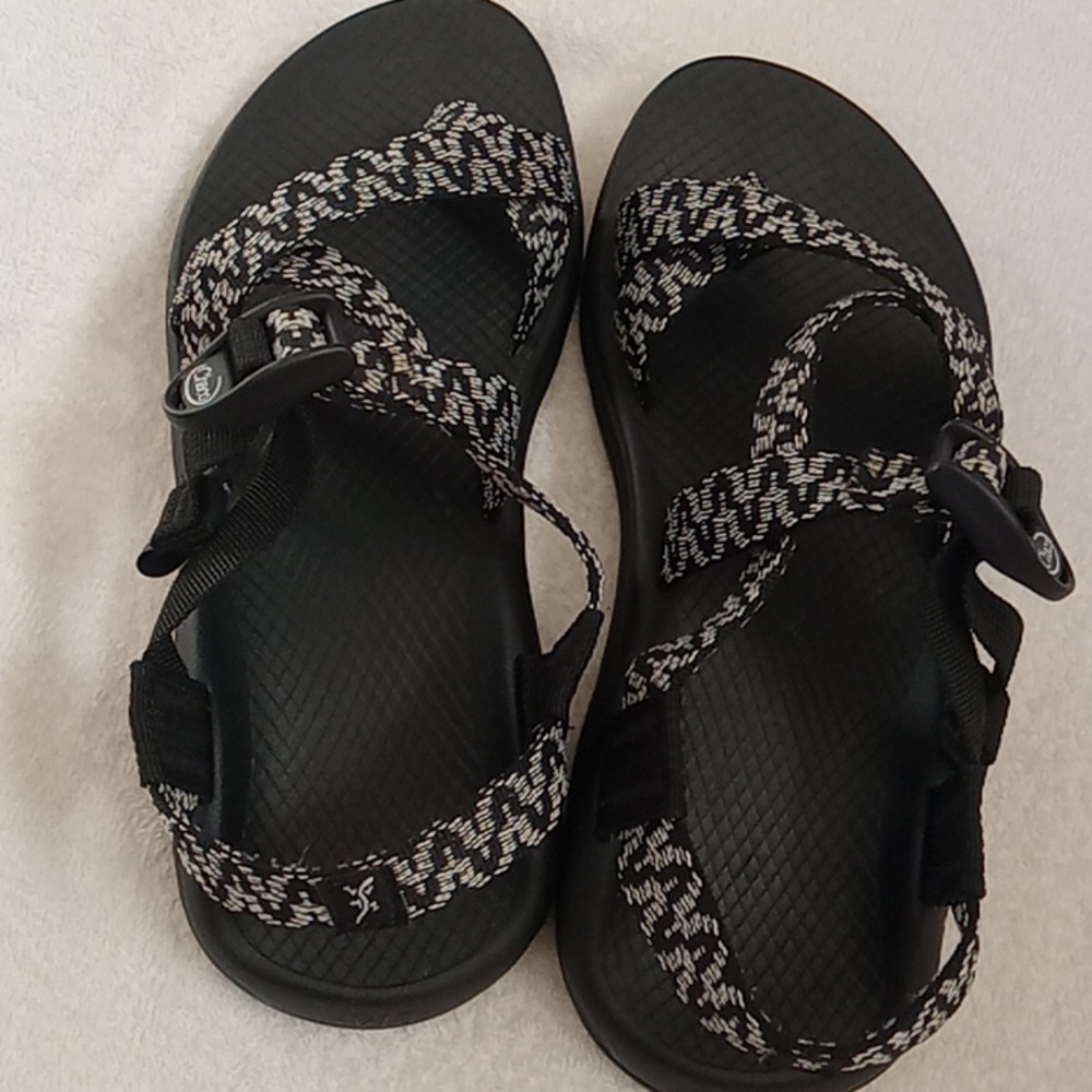 Chaco Women's Sandals - Black and White Pattern Size 8 Womens - Picture 4 of 10